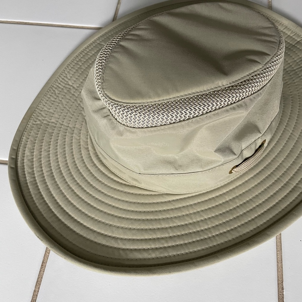 Tilley Khaki LTM6 Airflo Sun Hat - sz 7 1/2
